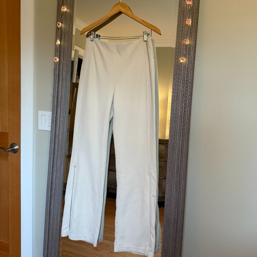 Lululemon Align™ High-Rise Ribbed Pant 28" – Size 12